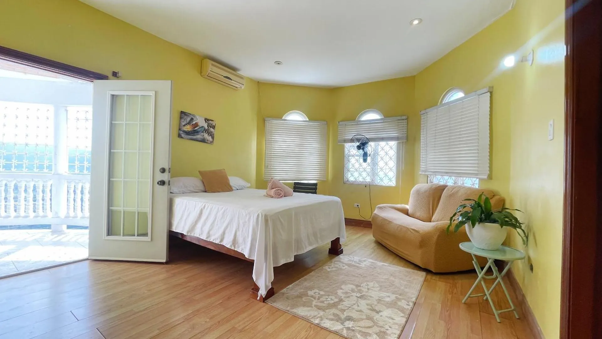 Gæstehus Skyline Suites Villa And Spa Montego Bay
