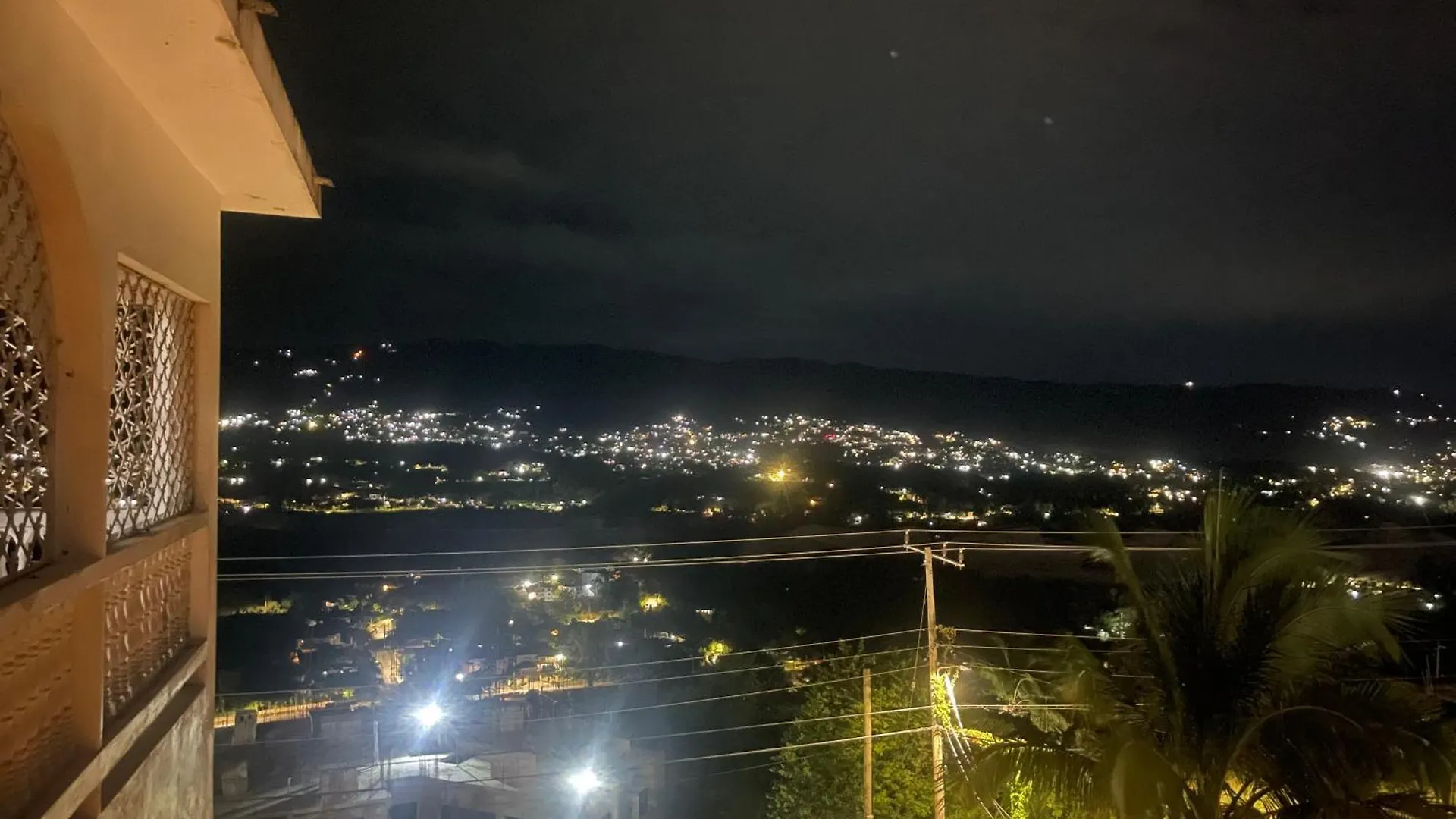 Gæstehus Skyline Suites Villa And Spa Montego Bay